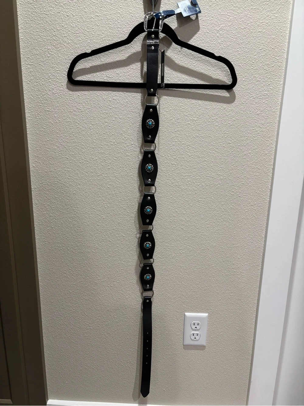 White Mountain Black Belt with Turquoise Accent Conchos